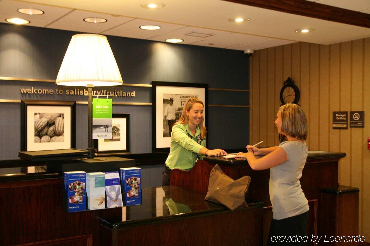 Hampton & Hotel 3*