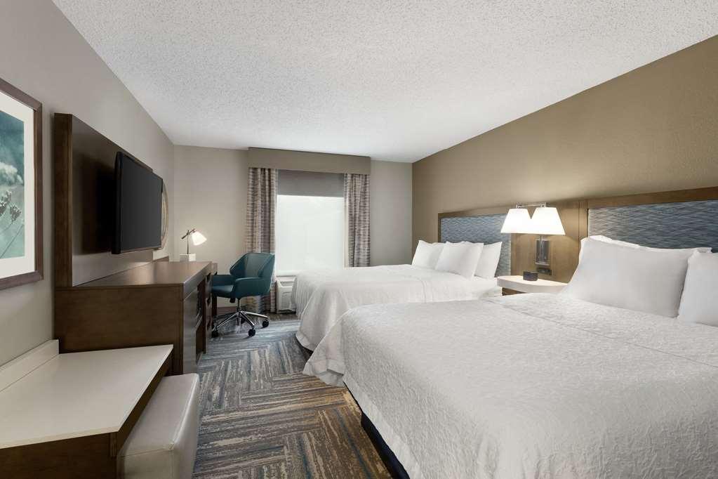 Hotel Hampton & 3*